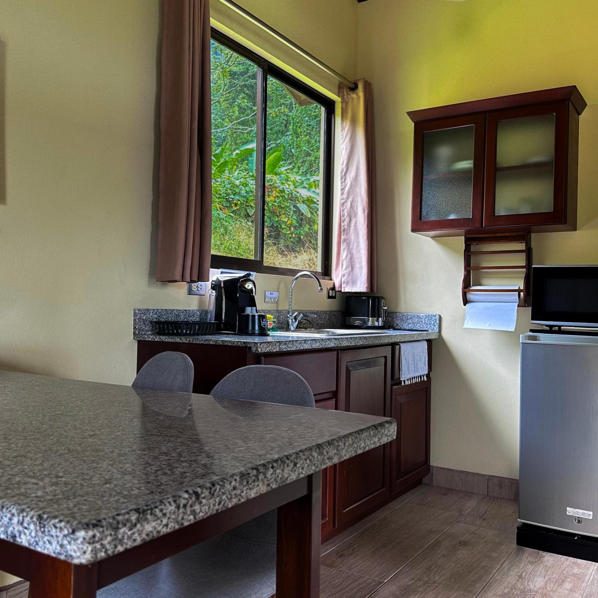 Arenal Roca Suites La Fortuna Εξωτερικό φωτογραφία